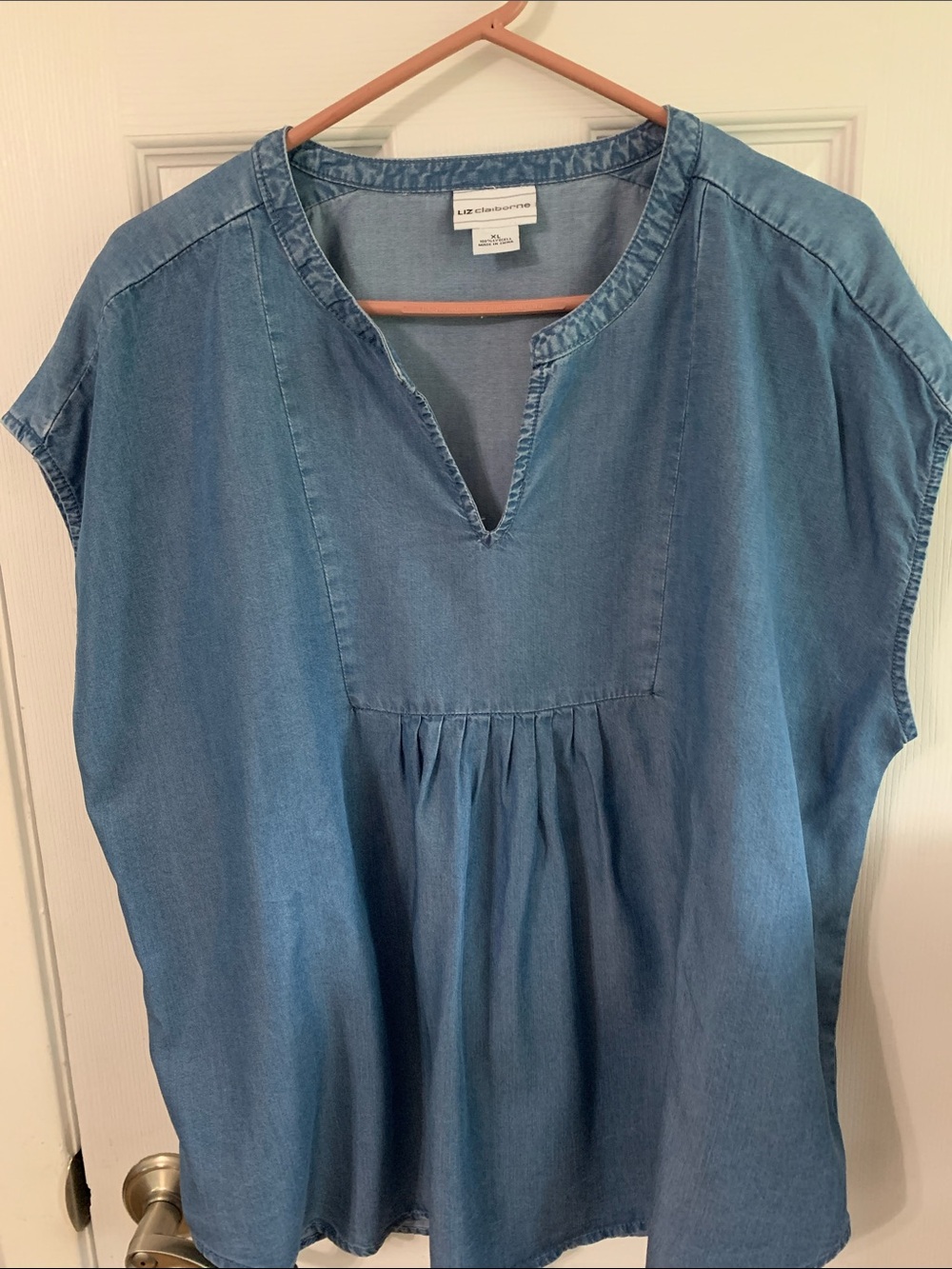 Liz Claiborne Blue Chambray Split-Neck Tunic Blouse